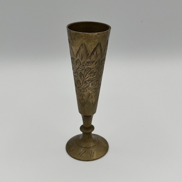 Vintage Brass Bud Vase India Engraved Etched Floral Design 5" - Picture 2 of 7